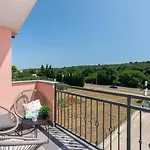 Apartment Near The Center/Beach