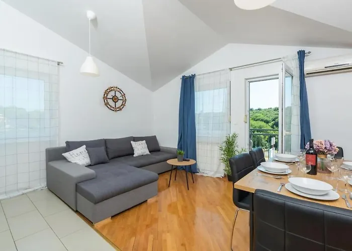 Apartment Near The Center/Beach
