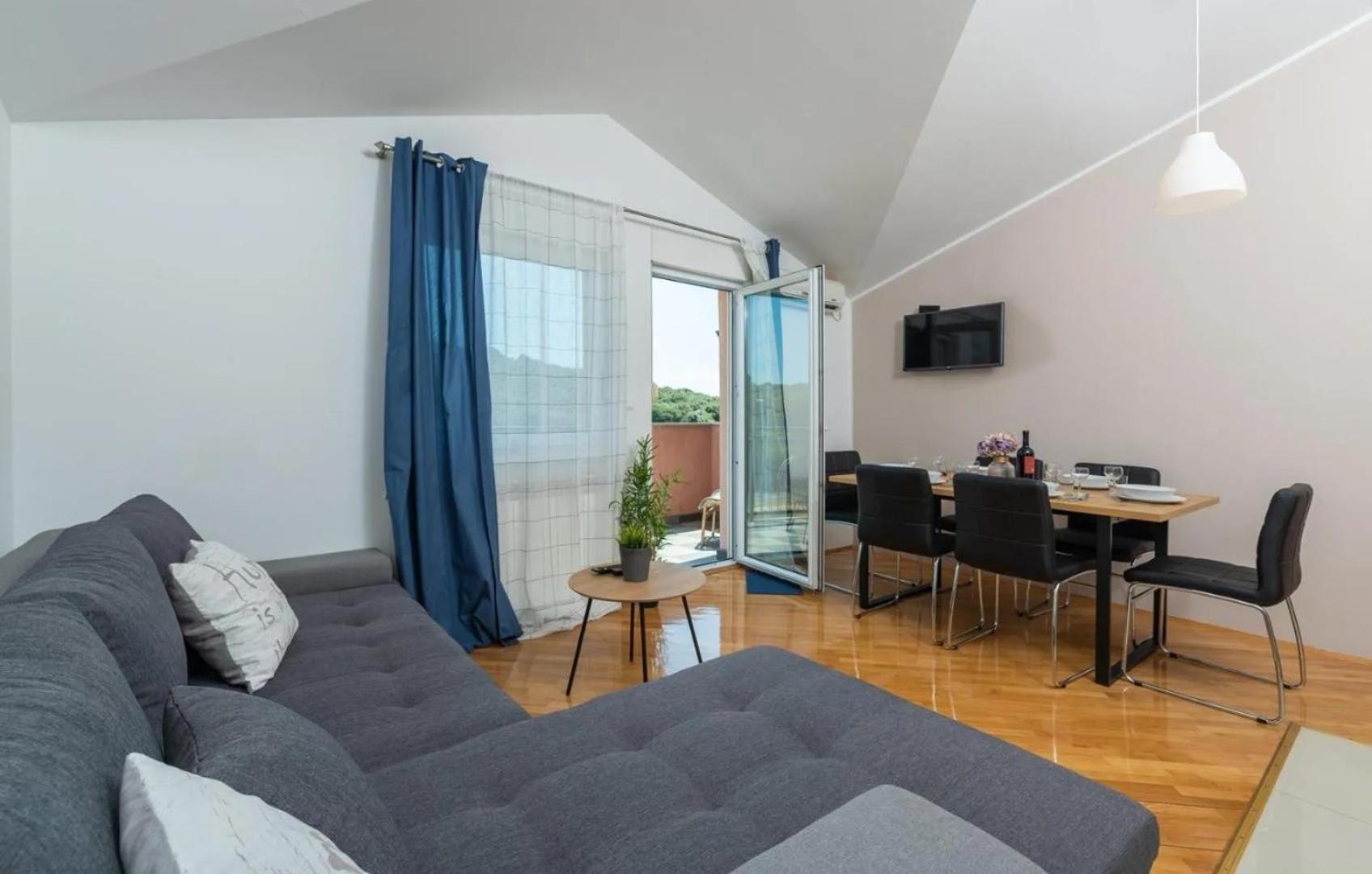 Near The Center/beach Apartment *